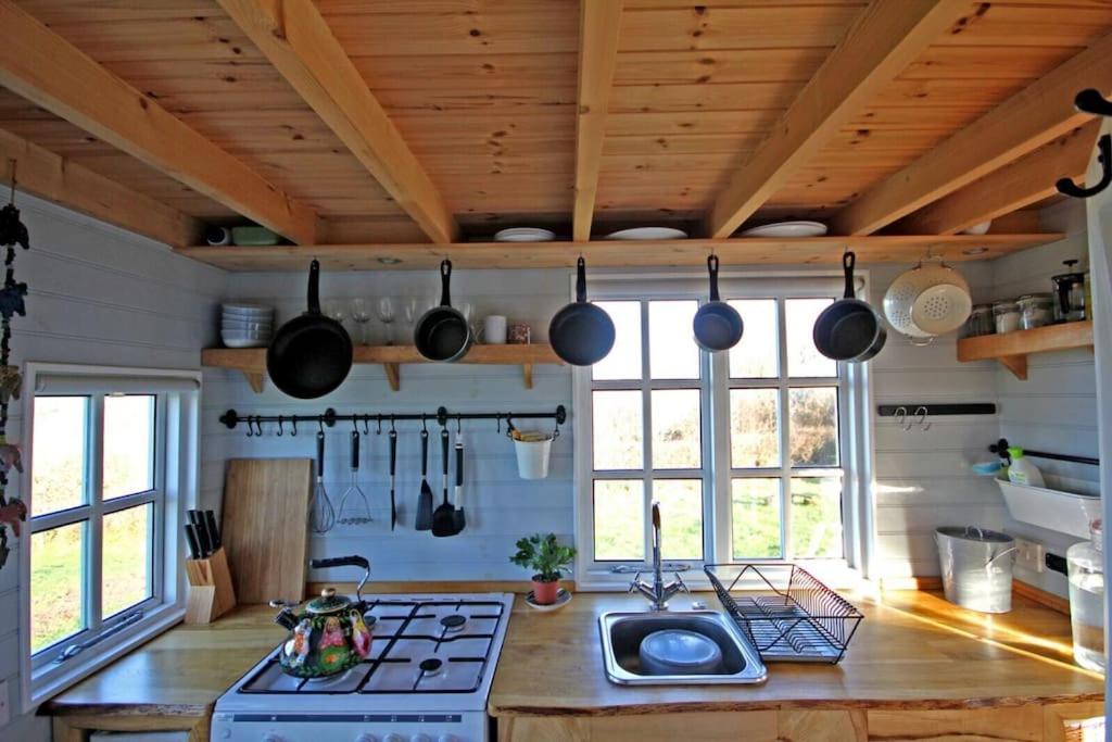 Villa Tiny House On Isolated Farm By The Cornish Coast à Bude Extérieur photo